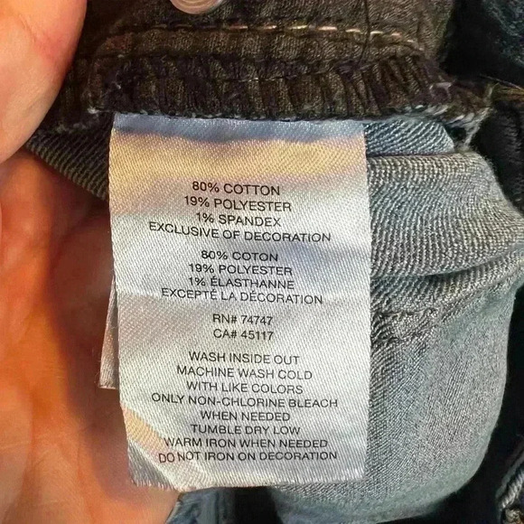 Natural Reflections By Bass Pro Shops Womens Sz 10 Distressed Jeans - Picture 6 of 7